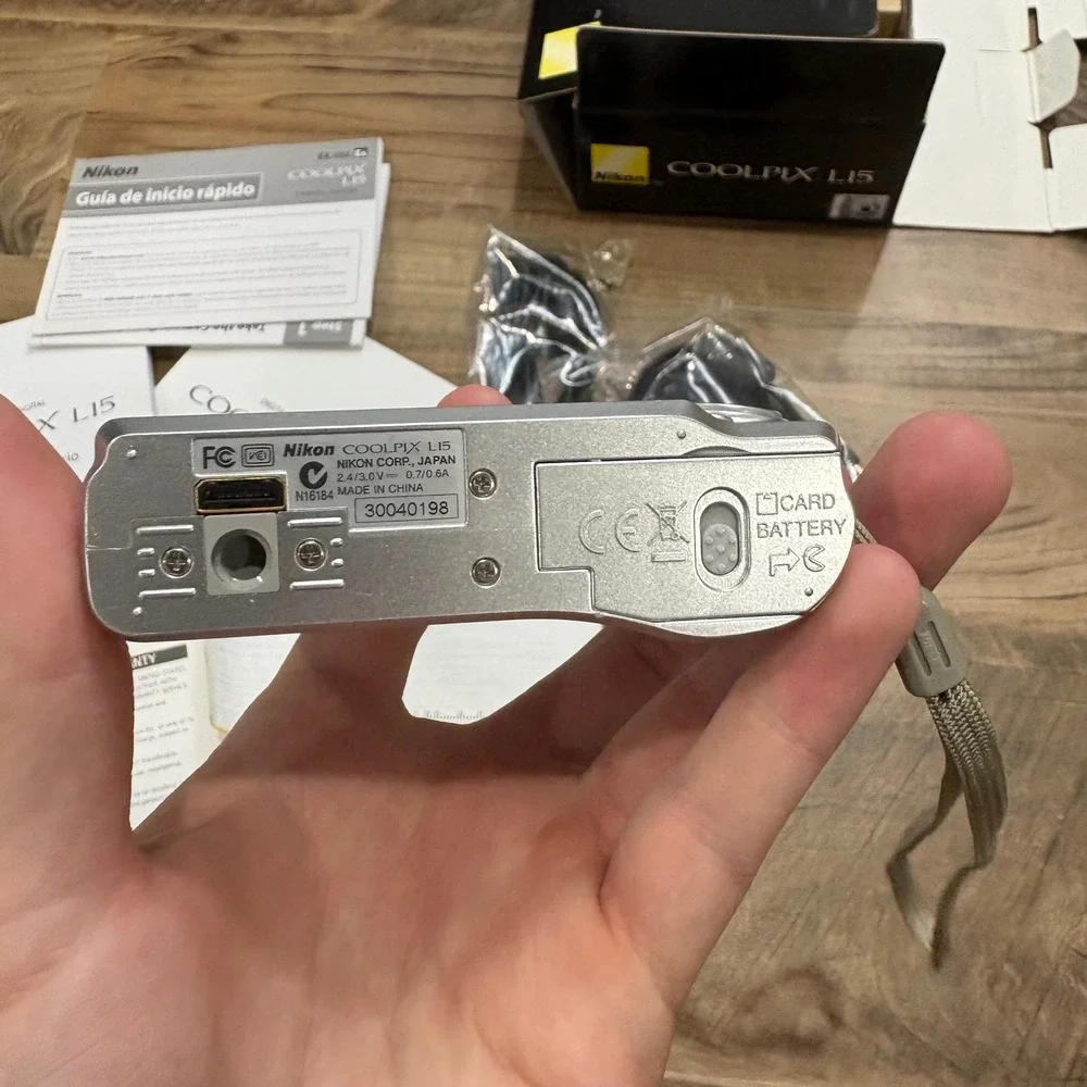 Vintage Y2K Nikon Digital Camera Silver Coolpix L15 Point and Shoot VR